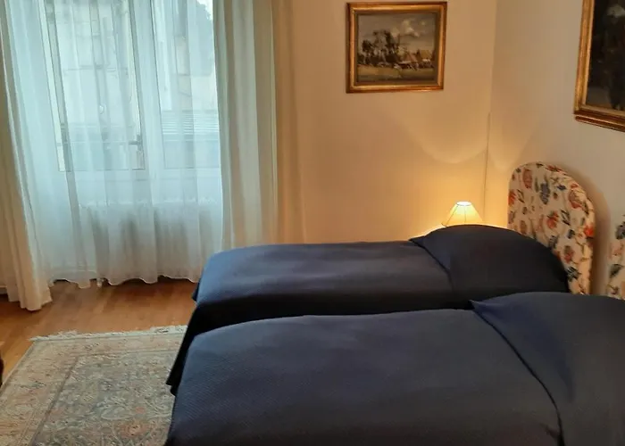 Chez Jeanne بيت ضيافة كارُتو